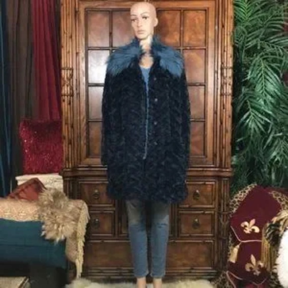 *Rare* Adrienne Landau Dreamworks Trolls Limited Edition Premium Faux Fur Coat - Picture 6 of 11